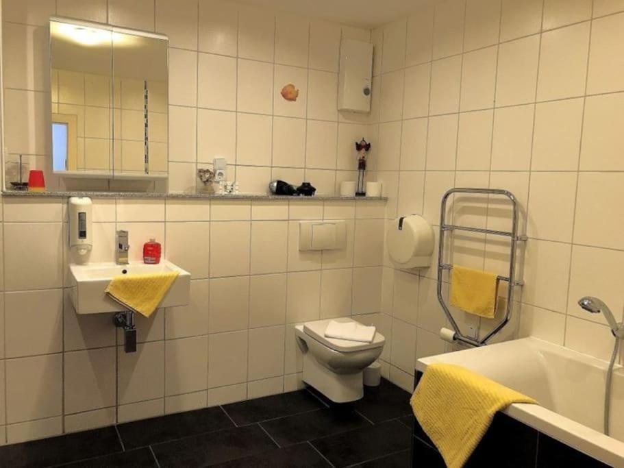 Ferienhaus Schwanennest Целль-ан-дер-Мозель Экстерьер фото